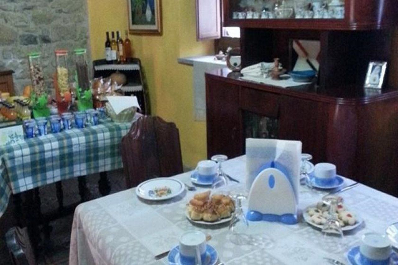 Bed and Breakfast Sa Dom'E Forru Collinas Exterior foto